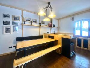 Shangri-La Travellers Hostel