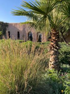 Bab Roc Large charming house with swimming pool