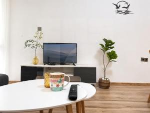 Modern and Peaceful 1BR near Sea Garden