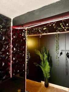 Love Room avec Jaccuzi, Red Room & Jardin
