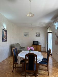 Apartments Vukasović