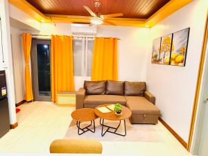 Endless Summer Seafront - 1BR Beach Resort Condo