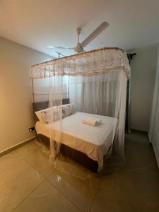 1 BEDROOM FULLY FURNISHED BNb