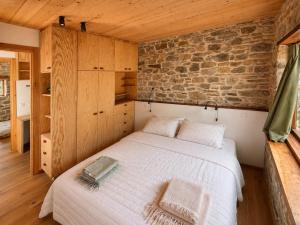 Aheronas - Stone House with Sea Views