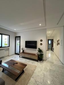 Luxueux appart a nouvelle soukra - proche aéroport