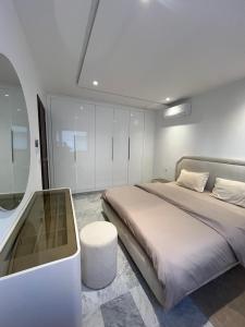 Luxueux appart a nouvelle soukra - proche aéroport