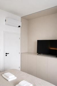 Luxury Infiniti Apartment - FREE PARKING