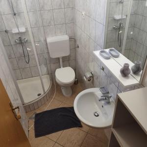 Apartments Ada