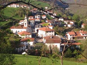 Etxezurialde