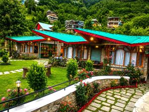 Manuallaya The Resort & Spa