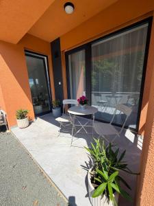 Moderne zariadený apartmán s terasou