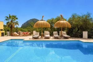 Villa La Coma by Sealand Villas