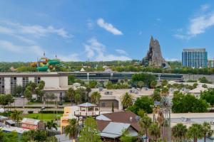 Volcano Bay View 2 Bed 2 Bath Penthouse