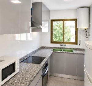 Turyva Tarongers 5 - Modern 1-Bed Apartment & 5 Min to Peníscola Beach