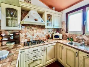 Amazing house 10 min by car from the beach