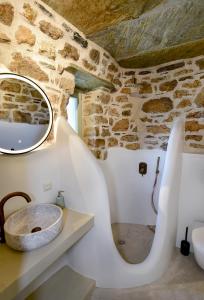 Koumaros Cycladic Suites
