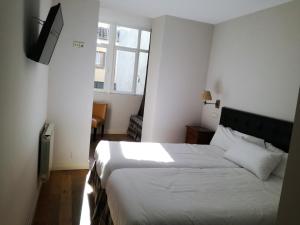 Triple (3 Adults) room in Hotel Cuéntame La Puebla