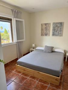 Apto Moderno con Piscina y Parking, Playa a 10 min andando