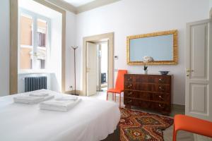 Elegant 2BR Retreat steps from Via Veneto