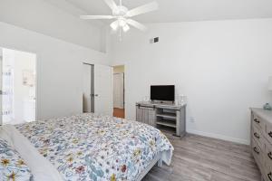 Family Retreat Near Disney + Resort Pool - Apartment