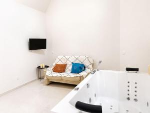 Dakvet - Relaxation suite with whirlpool bathtub