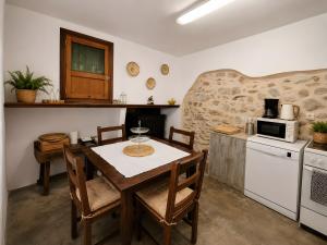Nice Home In Felanitx