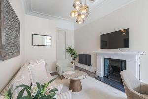 Chic Apartment Near Hyde Park