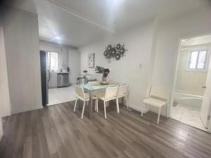 Comfortable 3B Unit-Close to City
