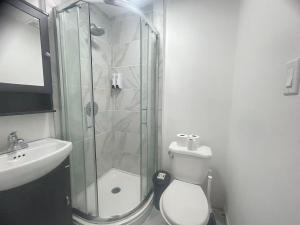 Comfortable 3B Unit-Close to City