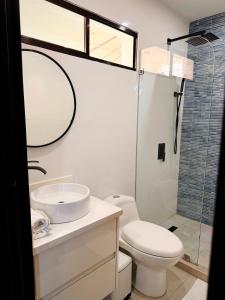 Bello apartamento con piscina cerca del mar