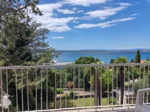 Cheapest and comfortable Guesthouse just approx 100m to sea, near Sandy Beach