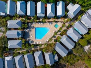 Barefoot Cottage B28 by Pristine Properties Vacation Rentals