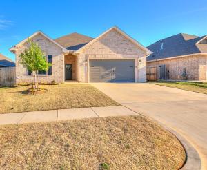 Live Like a Local in Luxurious Comfort!