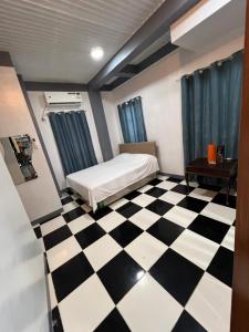 Tiya Cheding Boarding House