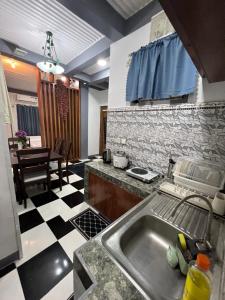 Tiya Cheding Boarding House