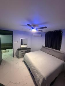 Luxury at Sandcastle 2bed 2bath apartment