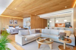 Luxury 2BR Retreat with Private Plunge Pool - Casa Aura