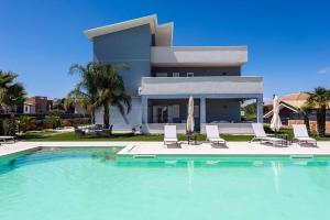 Etna Mare Apartments - Mediterranean Pool Stay