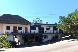 Samanu Hotel & Suites