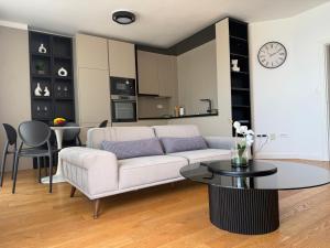 Lux Apartman Rafailovici