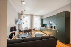Spacious 3 bedroom apartment Schwedter