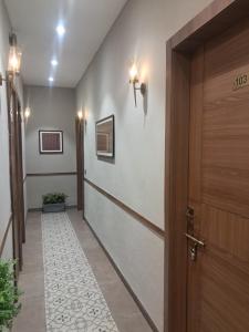 hotel manjushree