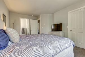 Half Block to Train! South Beacon Hill Area Home
