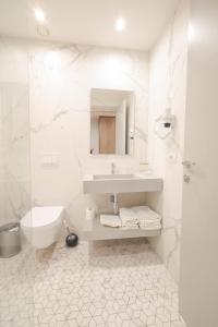 The Real Sea View Hotel Vlore