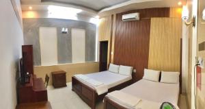 Khách sạn Chí Anh