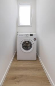 Amplio alojamiento reformado en Oviedo, ideal para familias y grupos