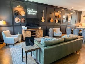 Amazing Group Townhouse 7 Min to Broadway