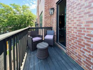 Amazing Group Townhouse 7 Min to Broadway