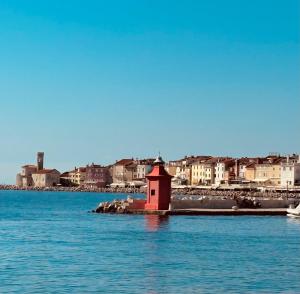 Aura Maris Piran seaview apartment