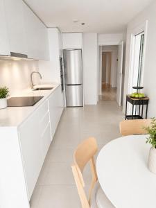 Apartment spacious and bright Only in August - Apartamento espacioso y luminoso Disponible solo en Agosto